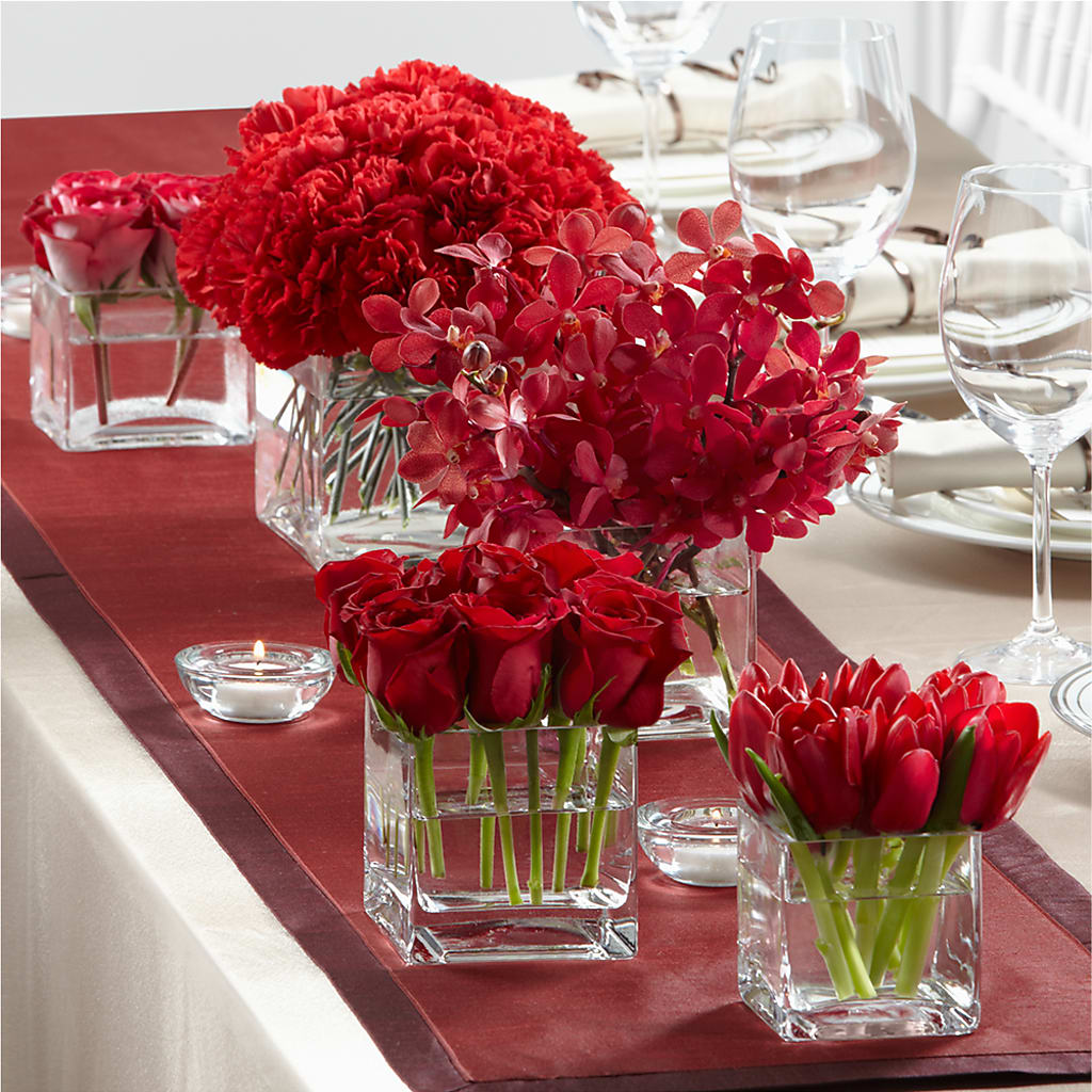 Modern Grace Centerpiece – ELENA'S FLOWERS, Cleveland OH
