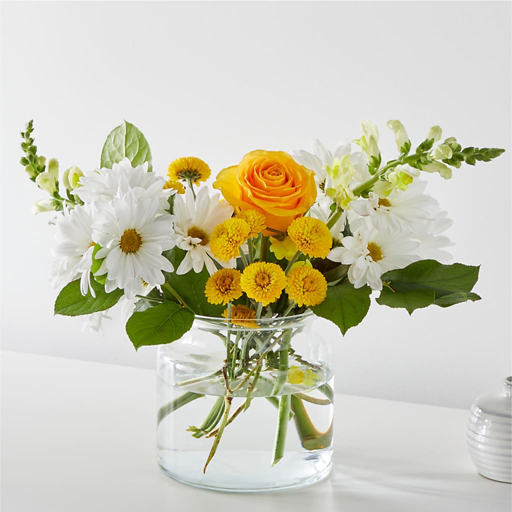 Sun Salutation Bouquet – ELENA'S FLOWERS, Cleveland OH