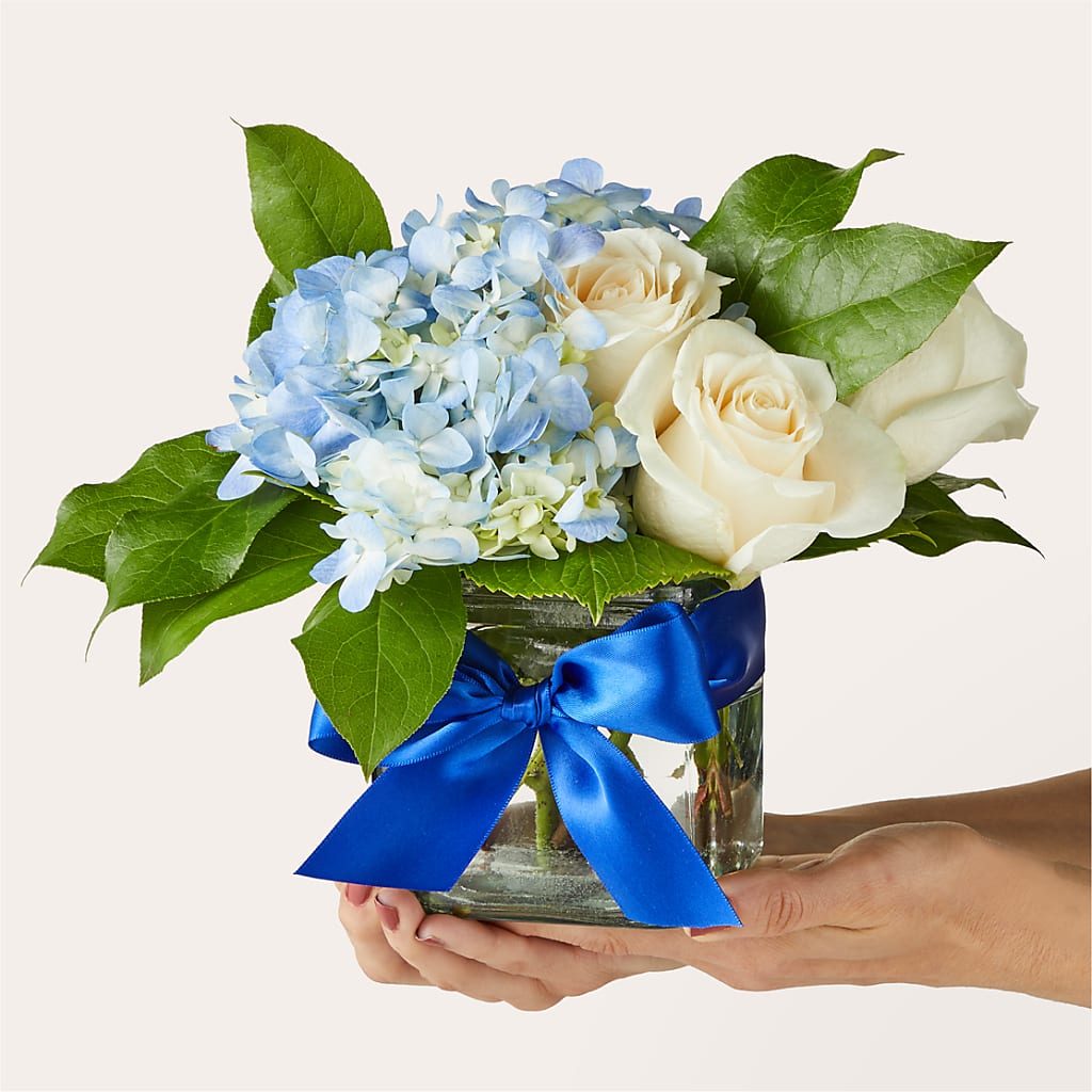 Sky Blue Delight Bouquet – ELENA'S FLOWERS, Cleveland OH