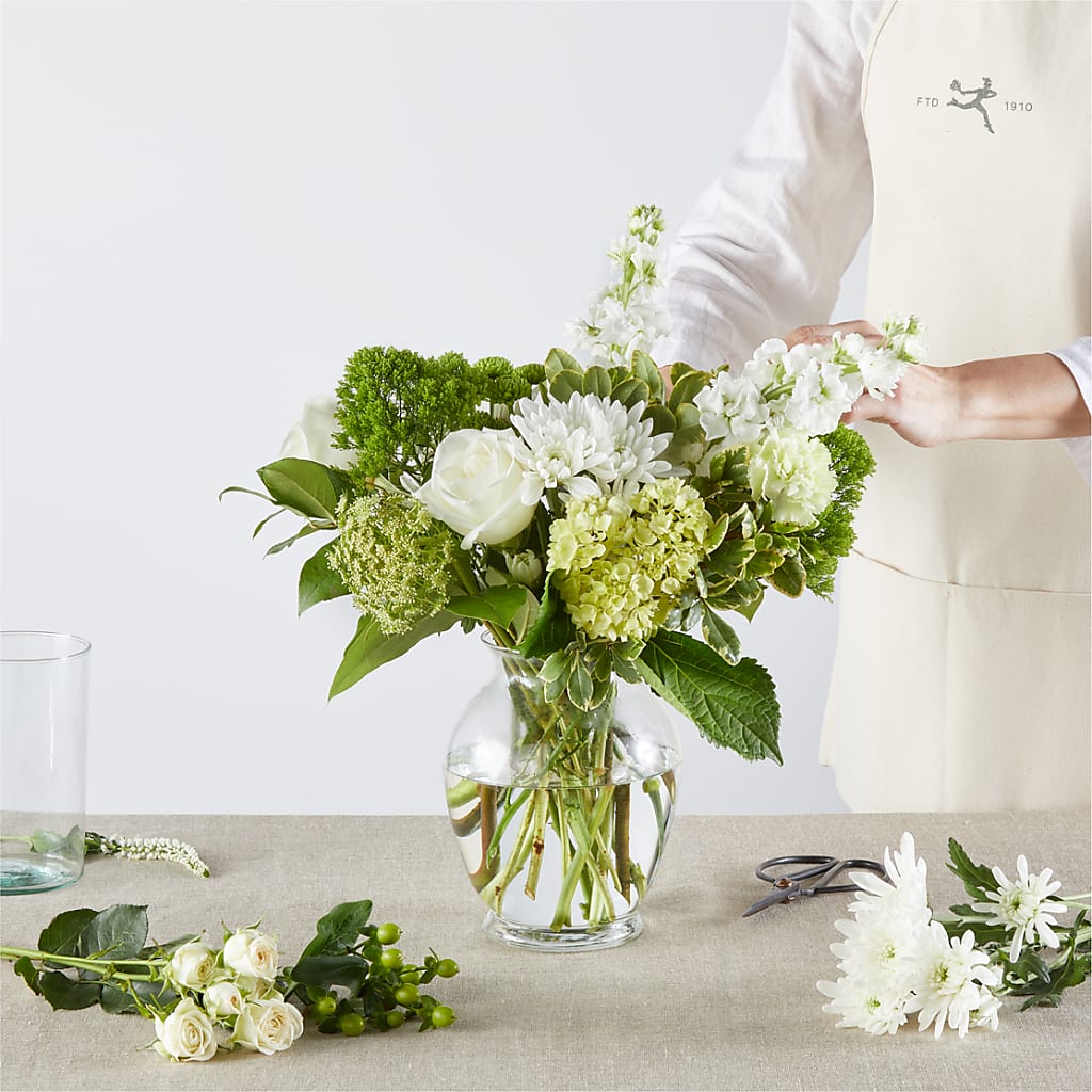 Irish Garden - A Florist Original – ELENA'S FLOWERS, Cleveland OH