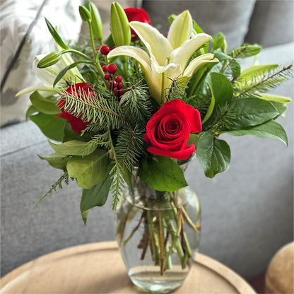 Sparkling Snowflakes Bouquet – ELENA'S FLOWERS, Cleveland OH