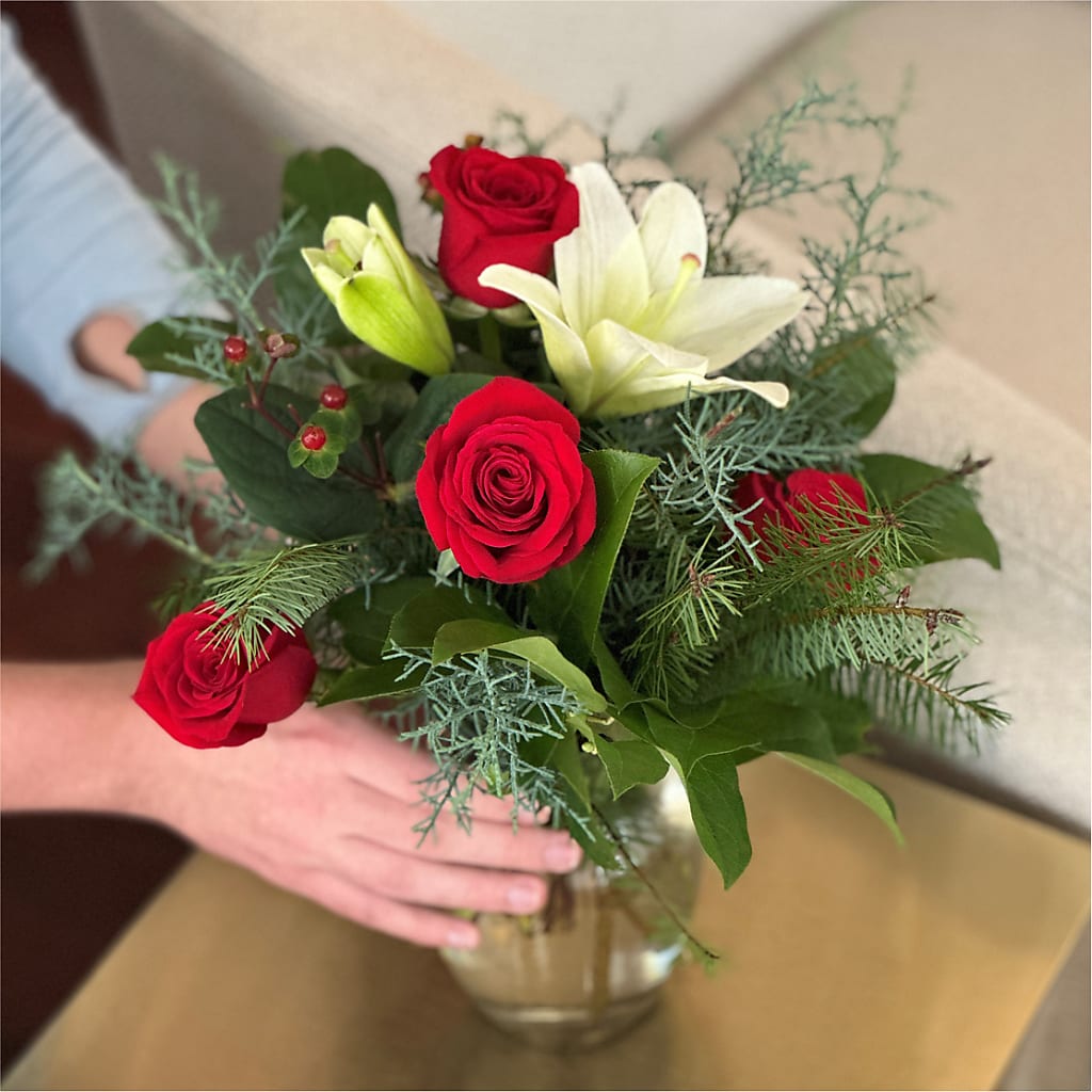 Glittering Lights Bouquet – ELENA'S FLOWERS, Cleveland OH
