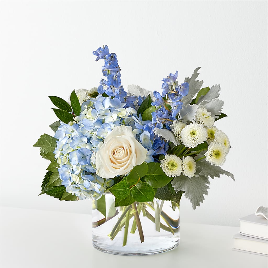 Clear Skies Bouquet – ELENA'S FLOWERS, Cleveland OH