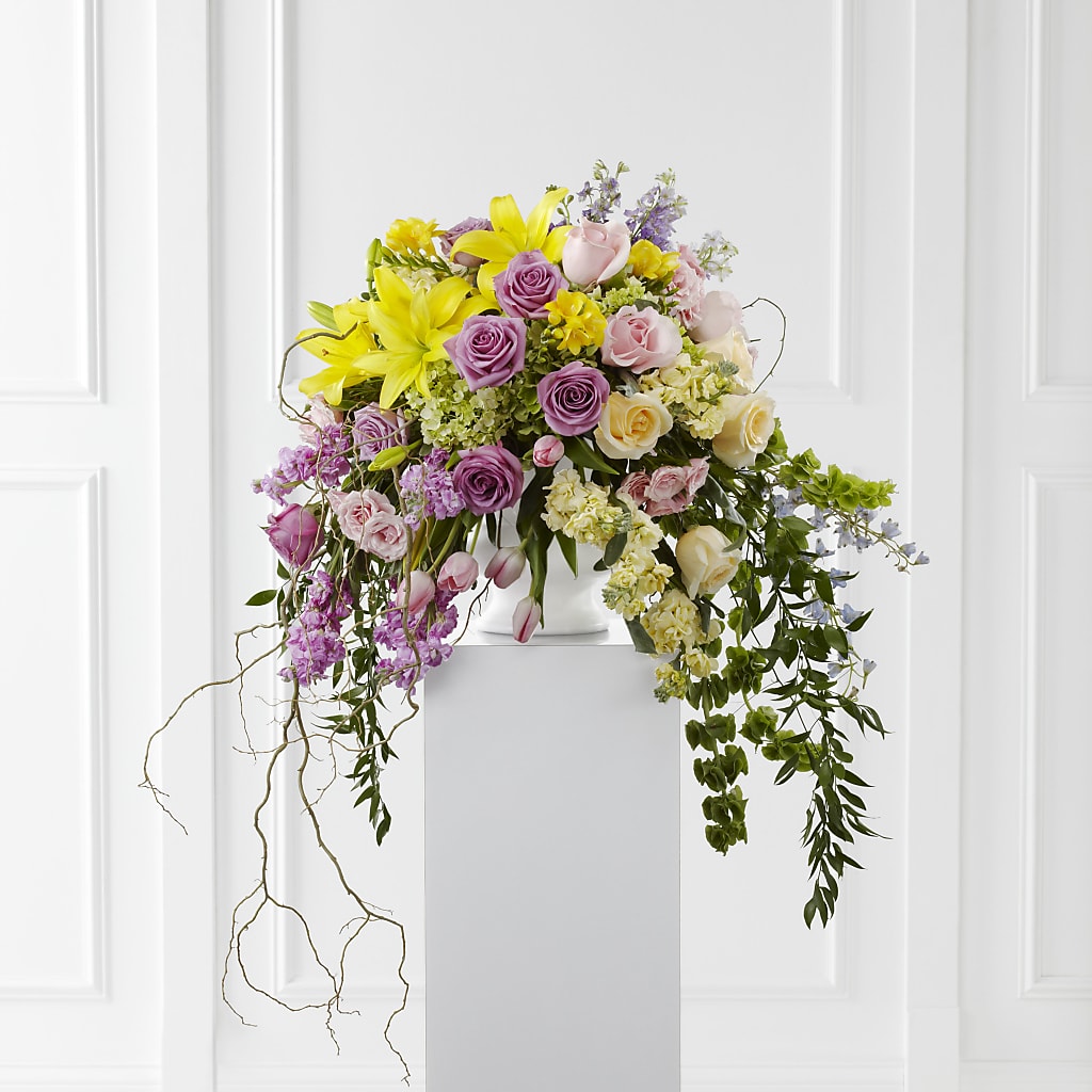 Display of Affection Arrangement – ELENA'S FLOWERS, Cleveland OH