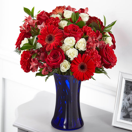 Hearts Embrace Bouquet – ELENA'S FLOWERS, Cleveland OH