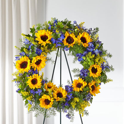 Bright Rays Wreath – ELENA'S FLOWERS, Cleveland OH