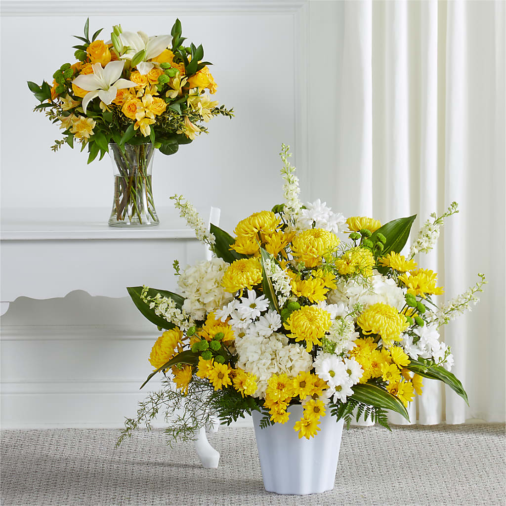 Warm Remembrance Bundles – ELENA'S FLOWERS, Cleveland OH