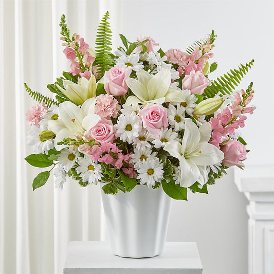 Soft Touch Tabletop Basket – ELENA'S FLOWERS, Cleveland OH