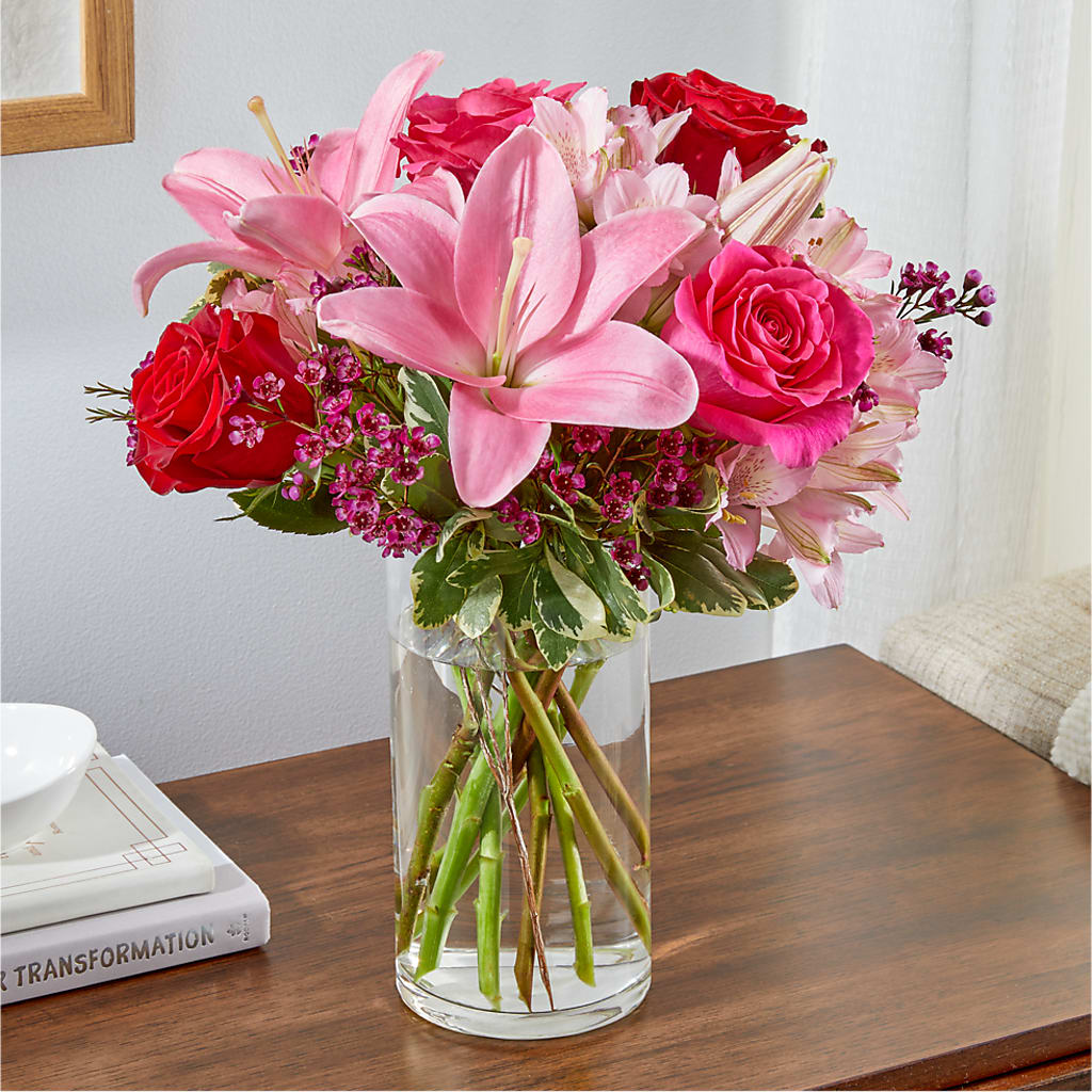 Lucky in Love Bouquet – ELENA'S FLOWERS, Cleveland OH