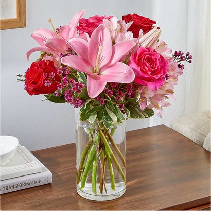 Lucky in Love Bouquet – ELENA'S FLOWERS, Cleveland OH