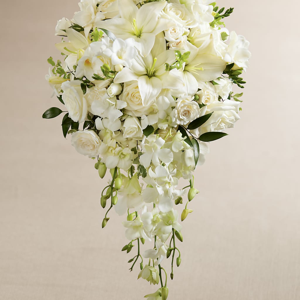 White Wonders Bouquet – ELENA'S FLOWERS, Cleveland OH